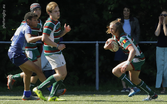 190515S_124_7D139604